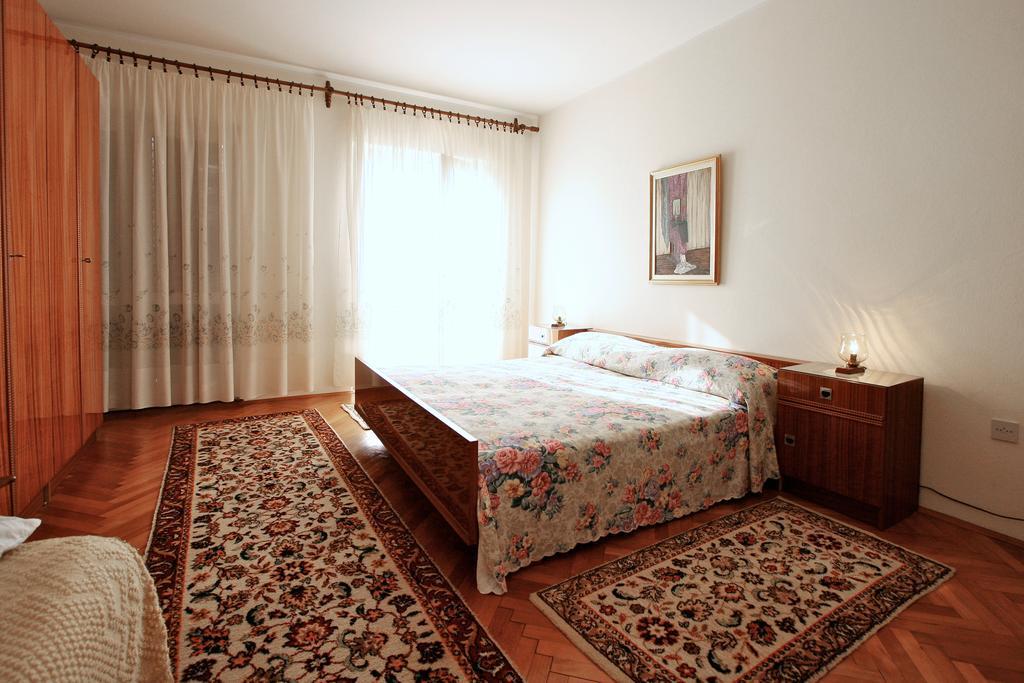 Apartment Ines ポレッチ エクステリア 写真